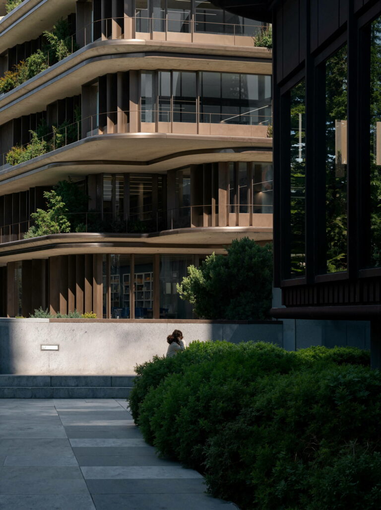 C69_12_01