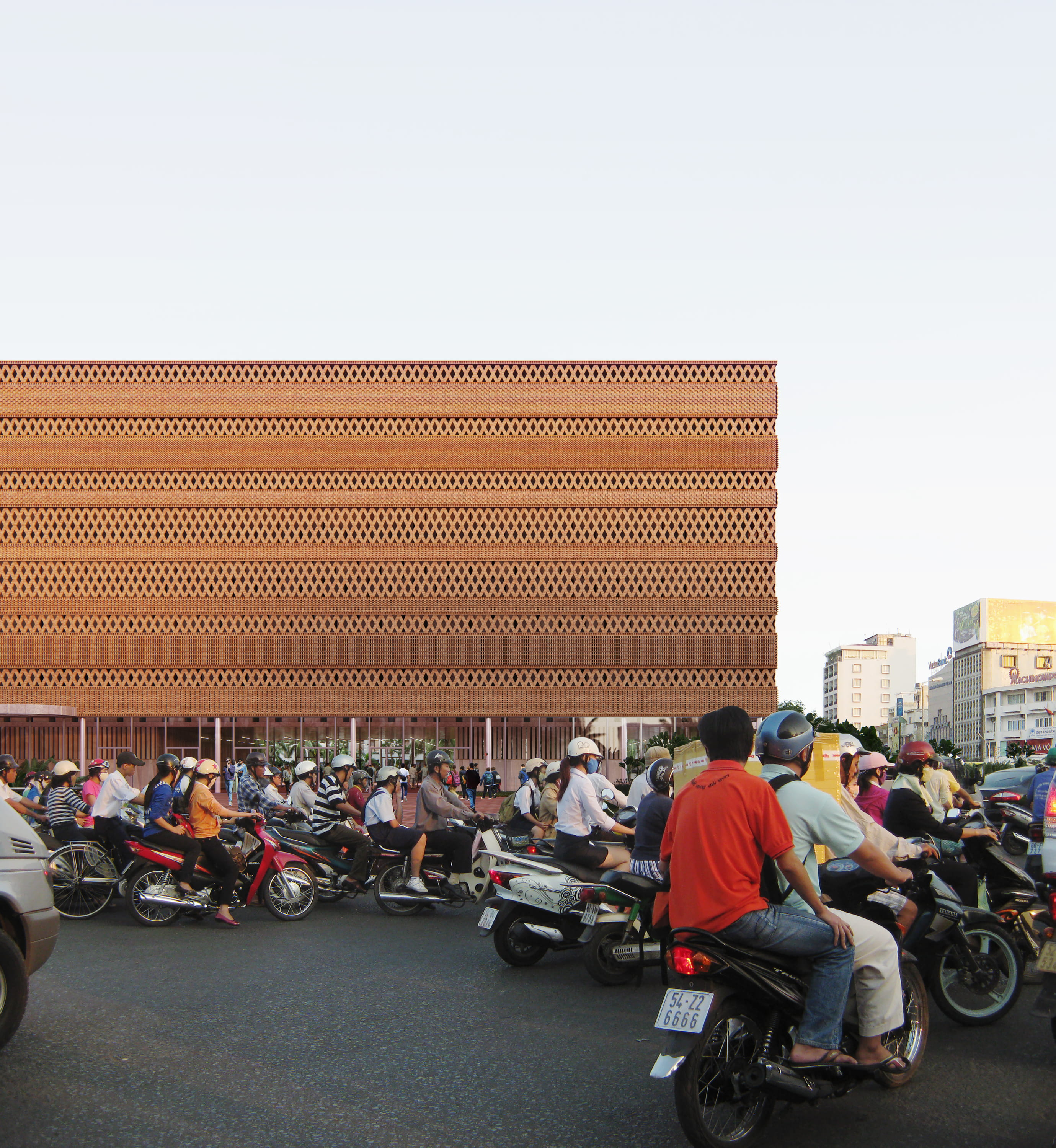 PREVIEW WEB 02 28