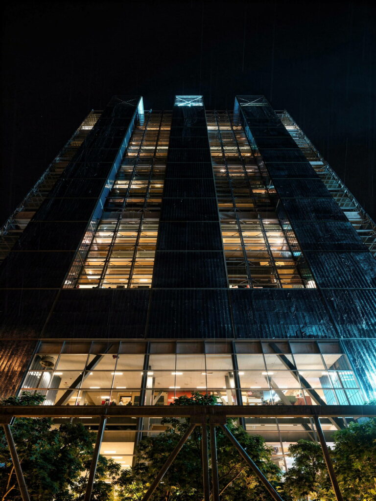 WEB 02_NIGHT 02